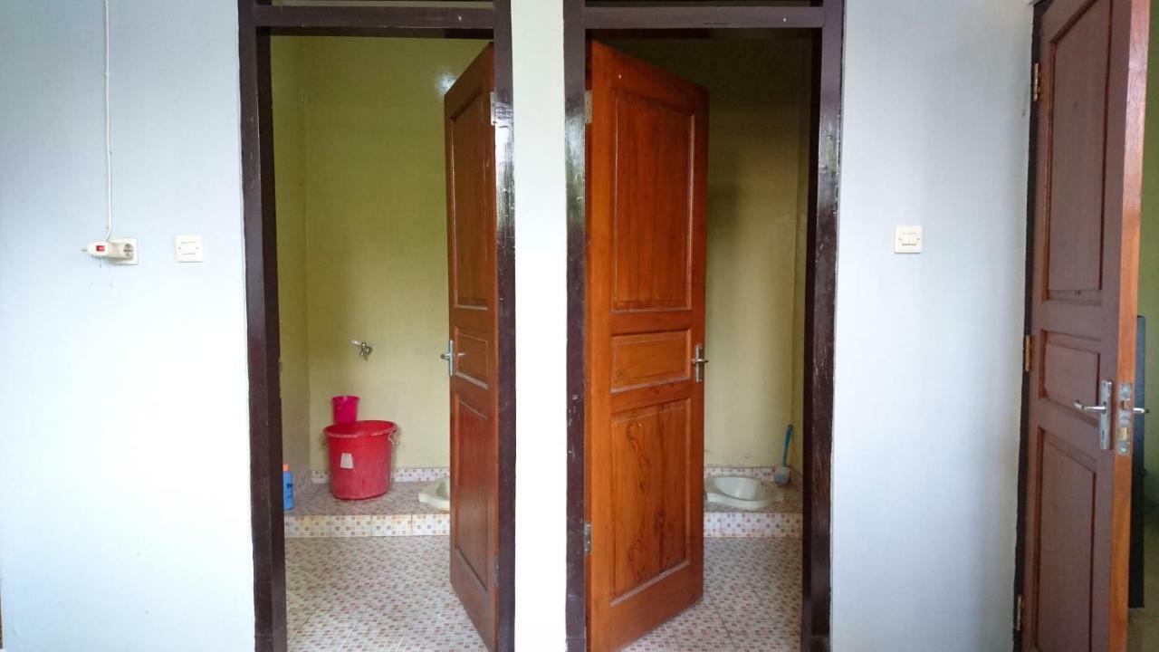 شقة Srikaloka 12 Kostel - For Female And Couple يوغياكارتا المظهر الخارجي الصورة